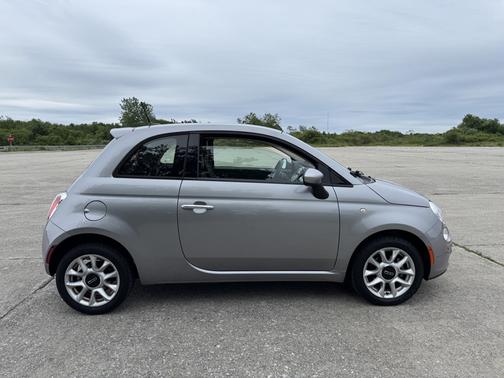 2017 FIAT 500 Pop
