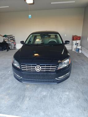 Black 2013 Volkswagen Passat 2.0 TDI SE w/ Sunroof