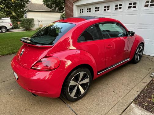 2012 Volkswagen Beetle 2.0T Turbo