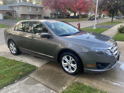 2012 Ford Fusion SE