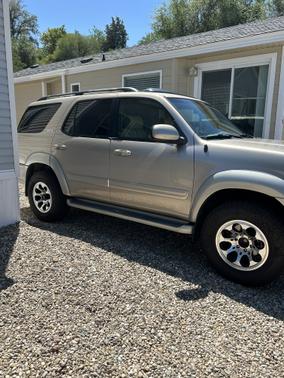 2001 Toyota Sequoia SR5