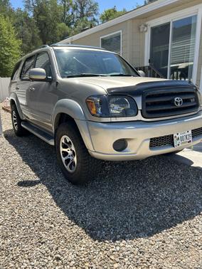2001 Toyota Sequoia SR5
