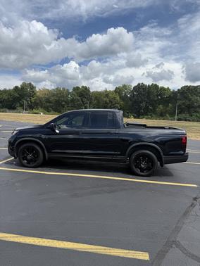 Black 2018 Honda Ridgeline Black Edition