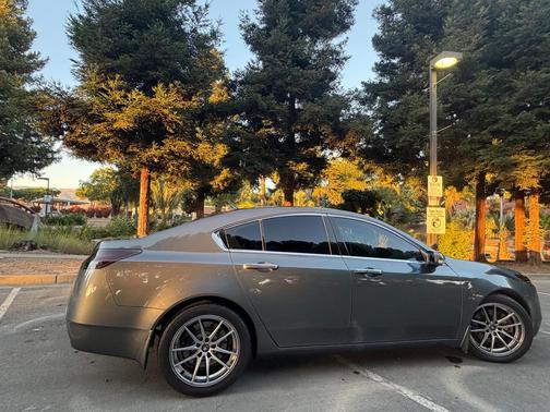 Gray 2009 Acura TL Technology