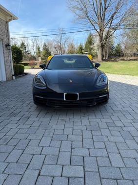 Black 2018 Porsche Panamera Panamera 4