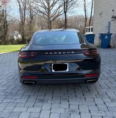 Black 2018 Porsche Panamera Panamera 4