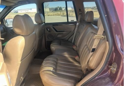 Red 2000 Jeep Grand Cherokee Limited 4WD