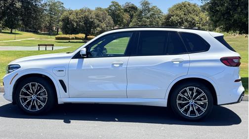 2022 BMW X5 PHEV xDrive45e