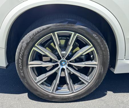 2022 BMW X5 PHEV xDrive45e