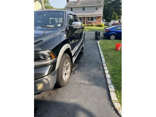 2015 RAM 1500 Laramie