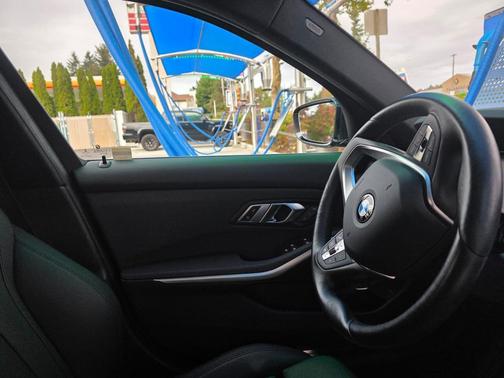 Black 2019 BMW 330 i xDrive