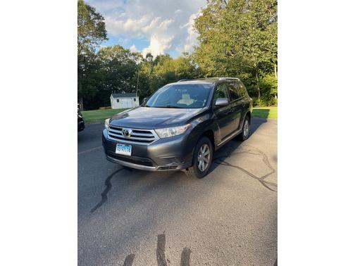 2011 Toyota Highlander SE