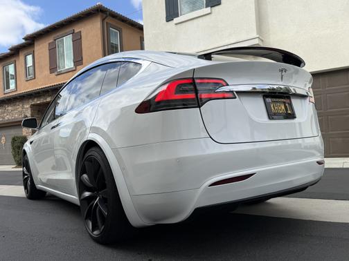 2017 Tesla Model X 75D