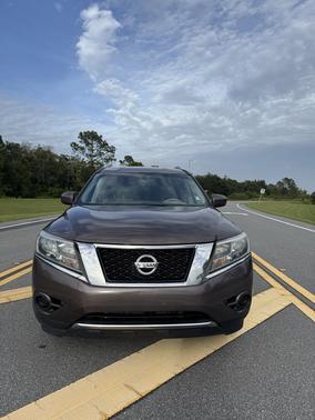 2014 Nissan Pathfinder SV