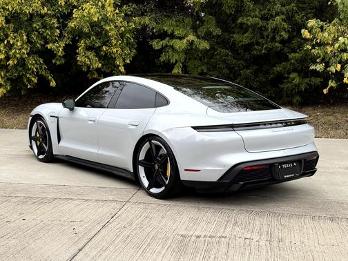 2021 Porsche Taycan Turbo S