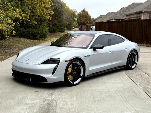 2021 Porsche Taycan Turbo S