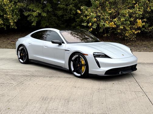 2021 Porsche Taycan Turbo S