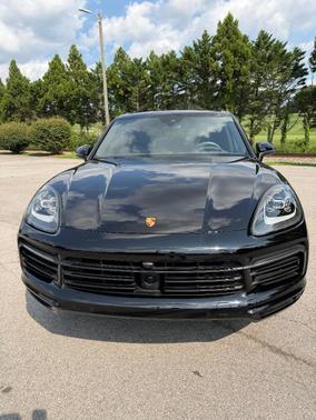 Black 2020 Porsche Cayenne Cayenne