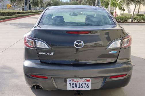 2013 Mazda Mazda3 i Touring