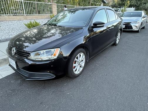 Black 2012 Volkswagen Jetta SE
