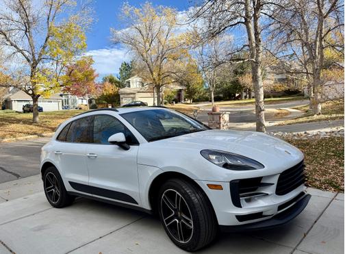 2020 Porsche Macan Macan
