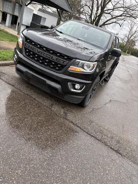 Black 2019 Chevrolet Colorado LT