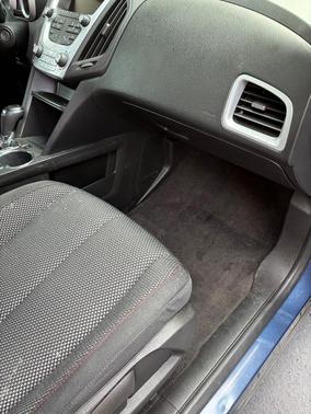 Blue 2016 Chevrolet Equinox LT