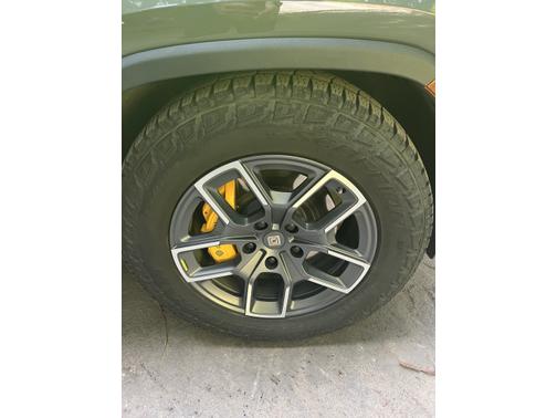 2022 Rivian R1S Launch Edition