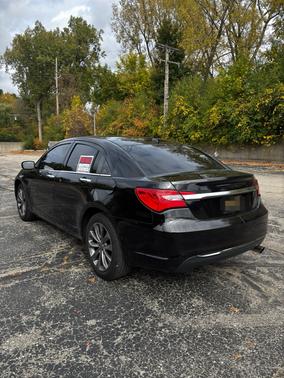 2011 Chrysler 200 Limited