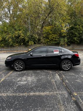 2011 Chrysler 200 Limited