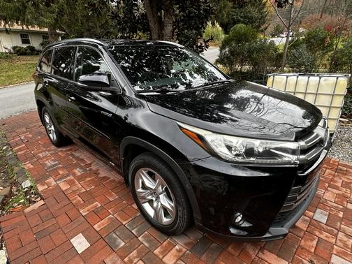 2017 Toyota Highlander Hybrid Limited Platinum
