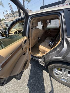 2011 Porsche Cayenne Base