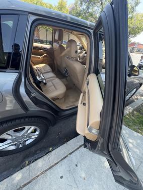 2011 Porsche Cayenne Base
