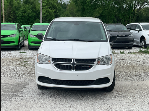 White 2019 Dodge Grand Caravan SE