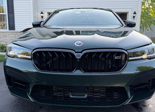 Green 2023 BMW M5 Base