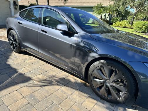 2022 Tesla Model S Long Range