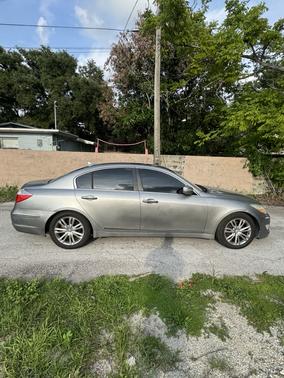 Silver 2011 Hyundai Genesis 4.6