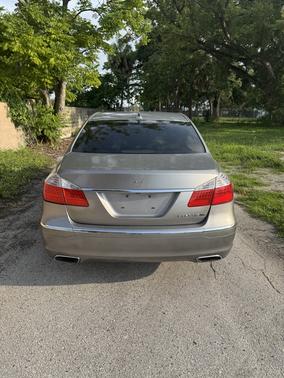 Silver 2011 Hyundai Genesis 4.6