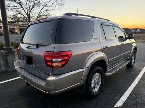 2001 Toyota Sequoia SR5