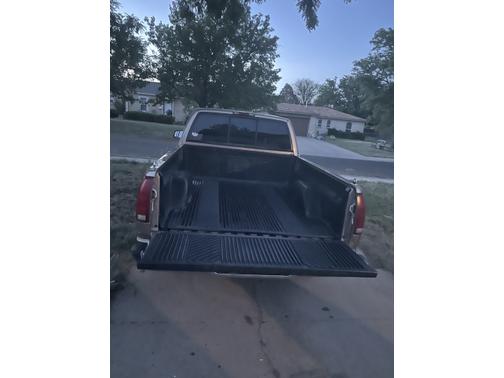 Photo 5 of 14 of 1997 Chevrolet 1500 Extended Cab