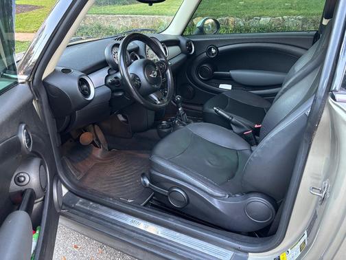 Beige 2011 MINI Cooper Base
