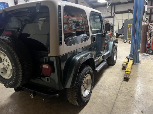 2002 Jeep Wrangler Sahara