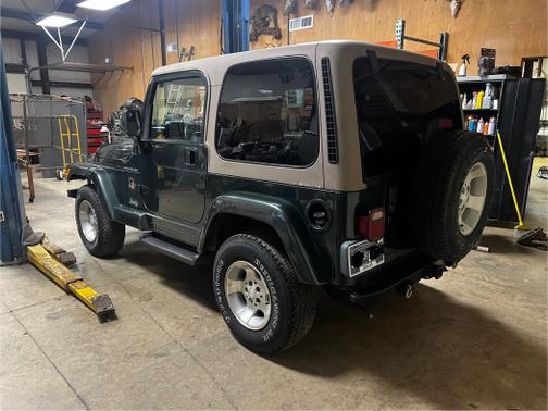 2002 Jeep Wrangler Sahara