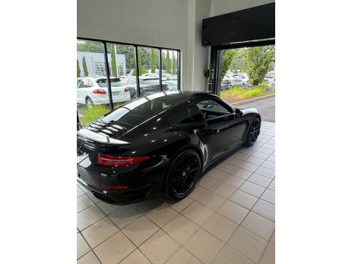 2016 Porsche 911 Turbo S