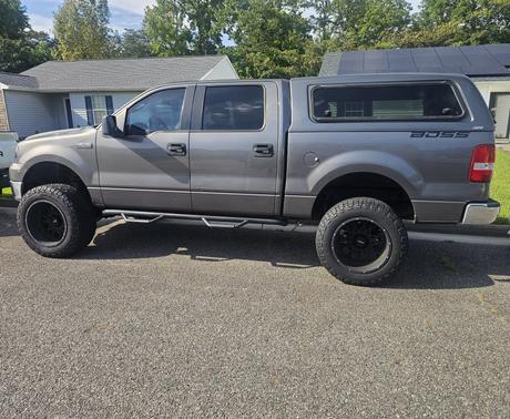 2005 Ford F-150 XLT Crew Cab