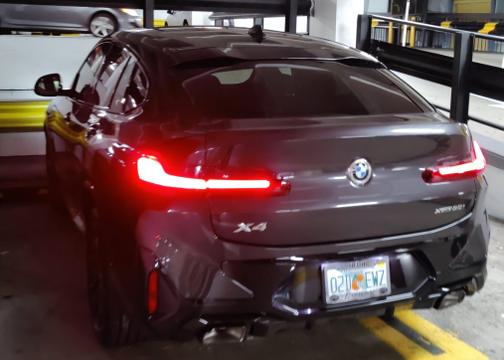 2023 BMW X4 xDrive30i