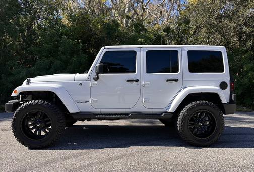 2018 Jeep Wrangler JK Unlimited Sahara