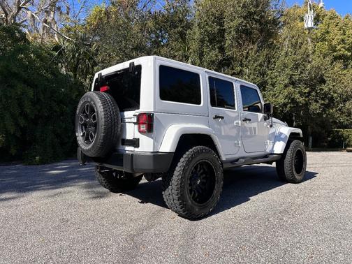 2018 Jeep Wrangler JK Unlimited Sahara