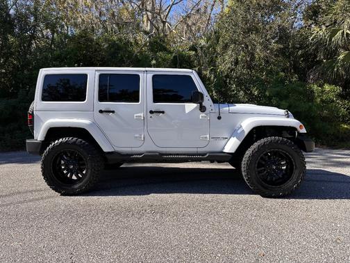 2018 Jeep Wrangler JK Unlimited Sahara
