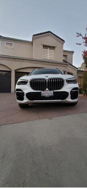 White 2022 BMW X5 M50i